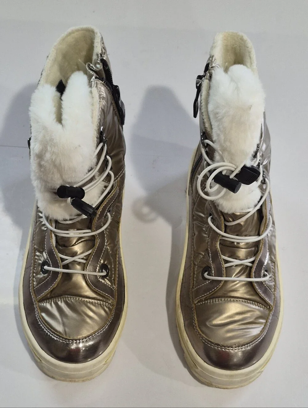 Metallic Taupe Girl's Winter Ankle Boots with Faux Fur Size 2.5